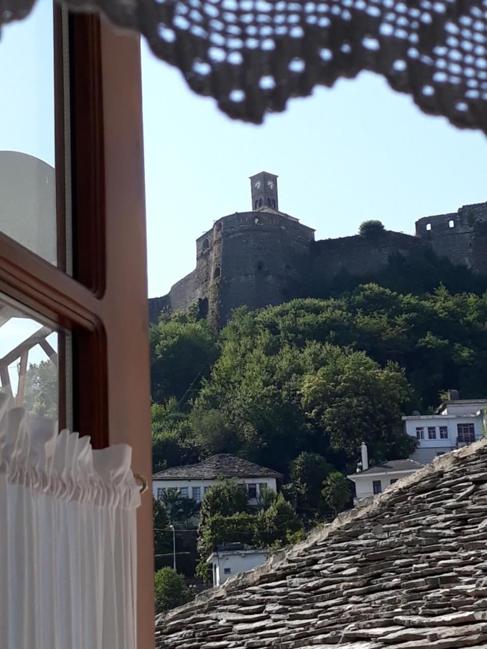 Cico Hostel &Private Room Gjirokaster Exterior photo
